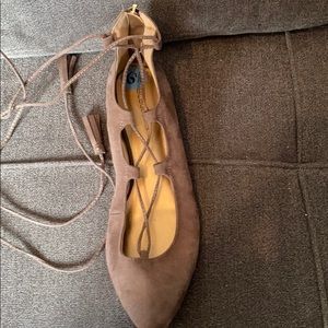 BCBGeneration flats